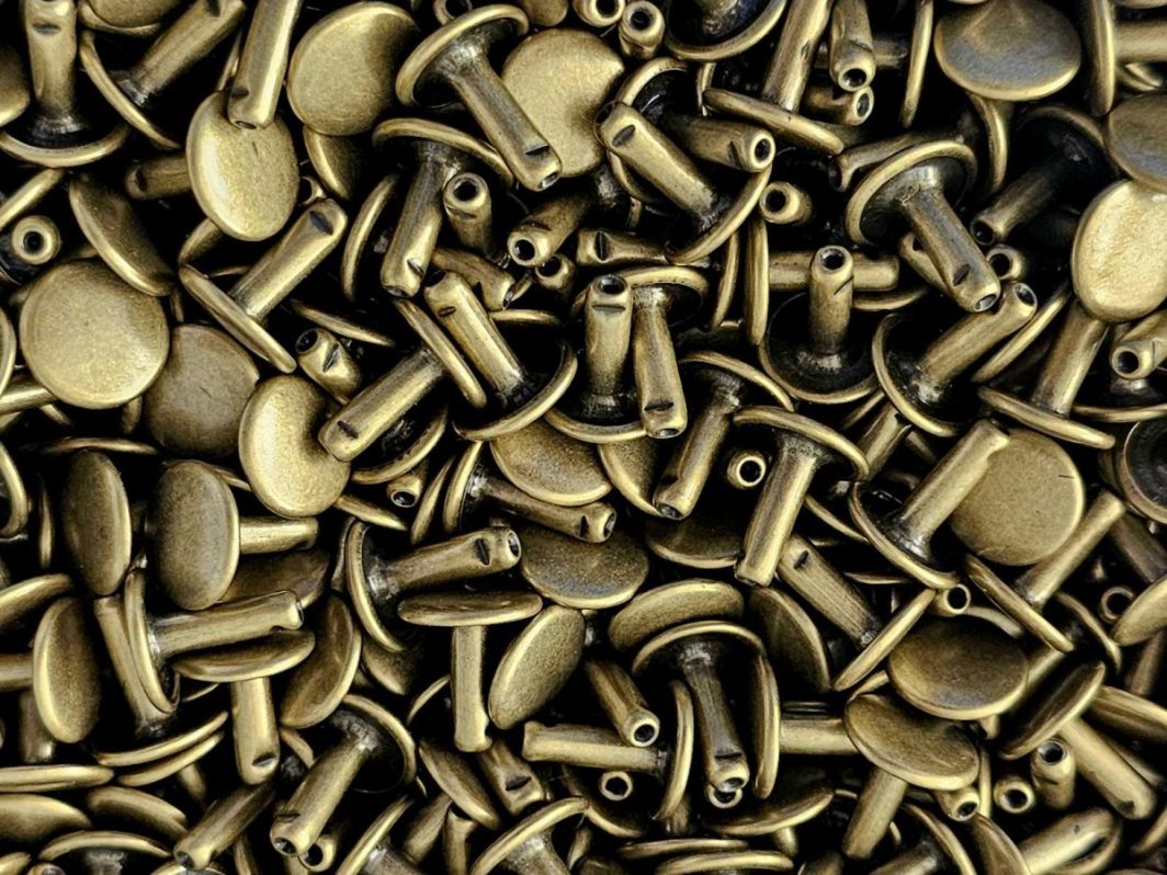 Kniedė (10 mm)