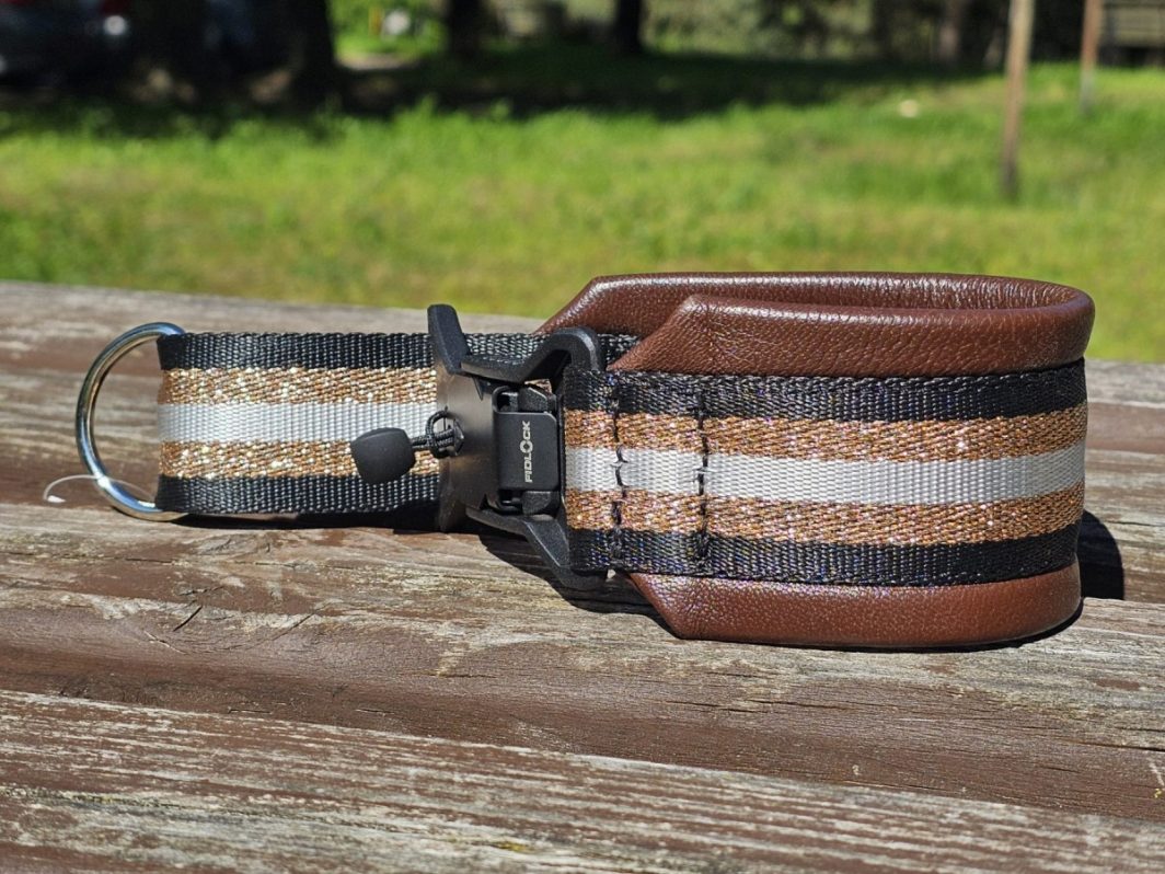 MAGNETINĖ SAGTIS – RUDA ODA, PAGAMINTAS 30 cm