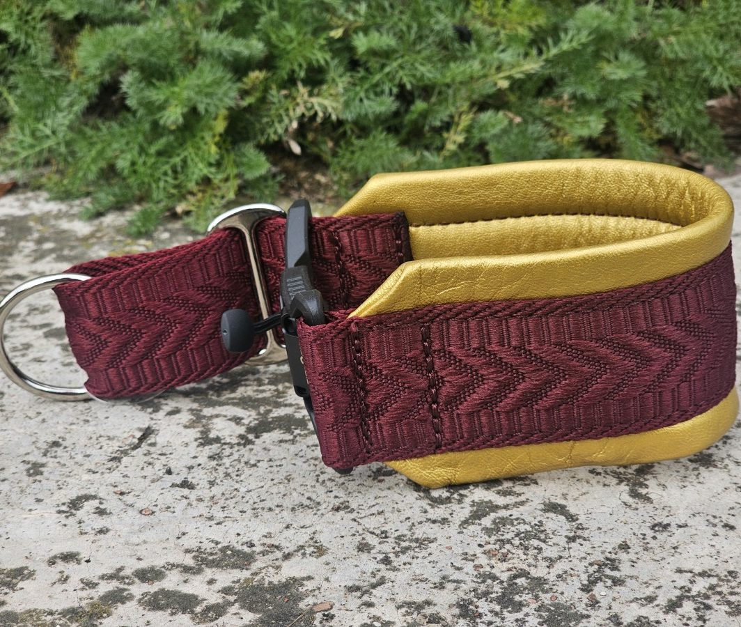 MAGNETINĖ SAGTIS – AUKSINĖ ODA, PAGAMINTAS 33 cm