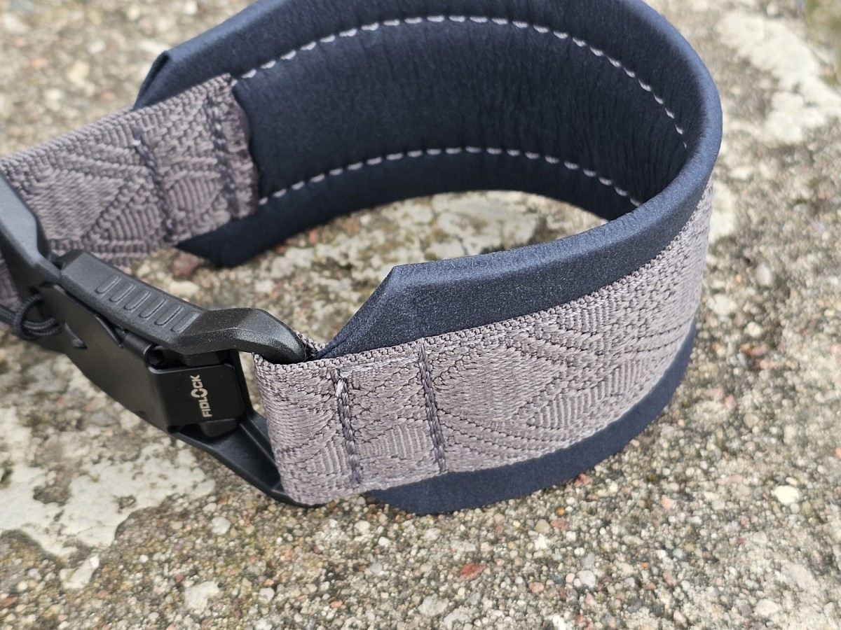 MAGNETINĖ SAGTIS – MELSVA ODA, PAGAMINTAS 27 cm - Image 2