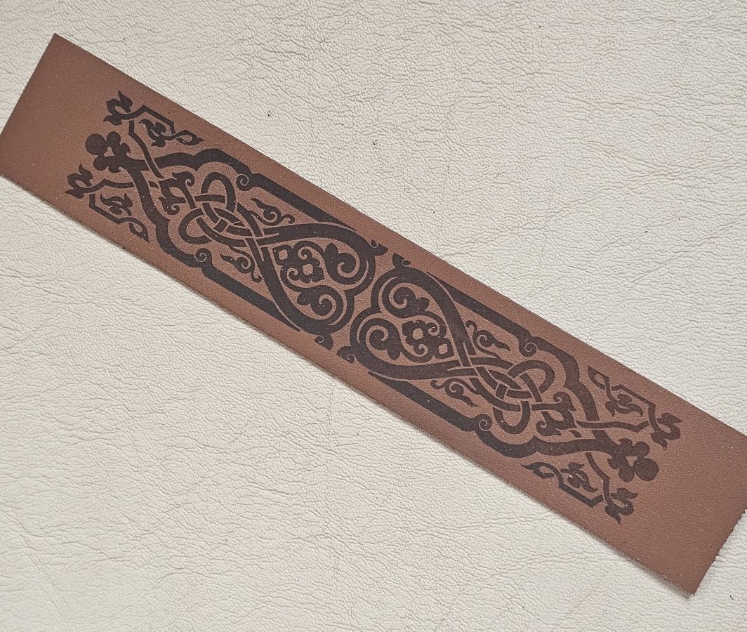 Knygos skirtukas "Motyvai", pagamintas