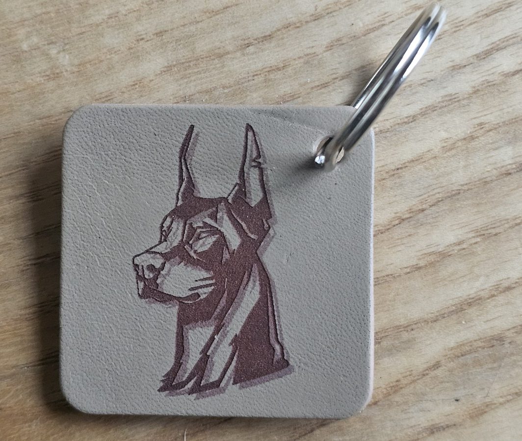 Raktų pakabukas "Dobermanas"