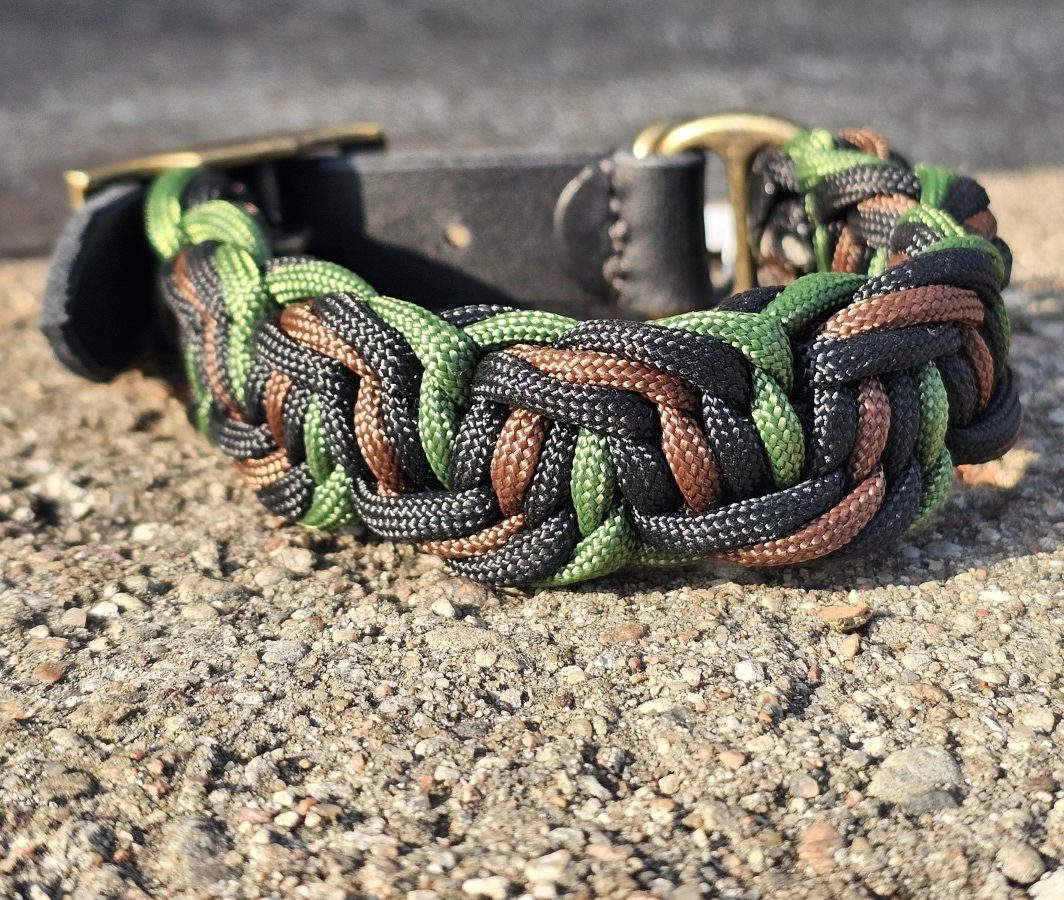 Pintas antkaklis (kaklo apimtis 24-28 cm)