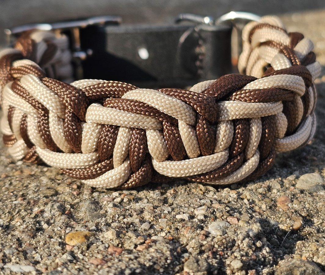 Pintas antkaklis (kaklo apimtis 25-29 cm)