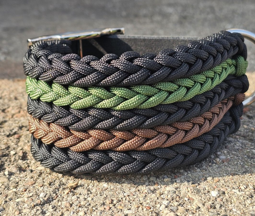 Pintas antkaklis (kaklo apimtis 26-30 cm)