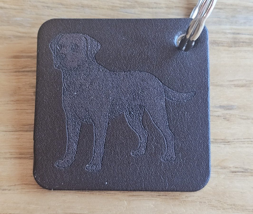 Raktų pakabukas "Juodas labradoras"