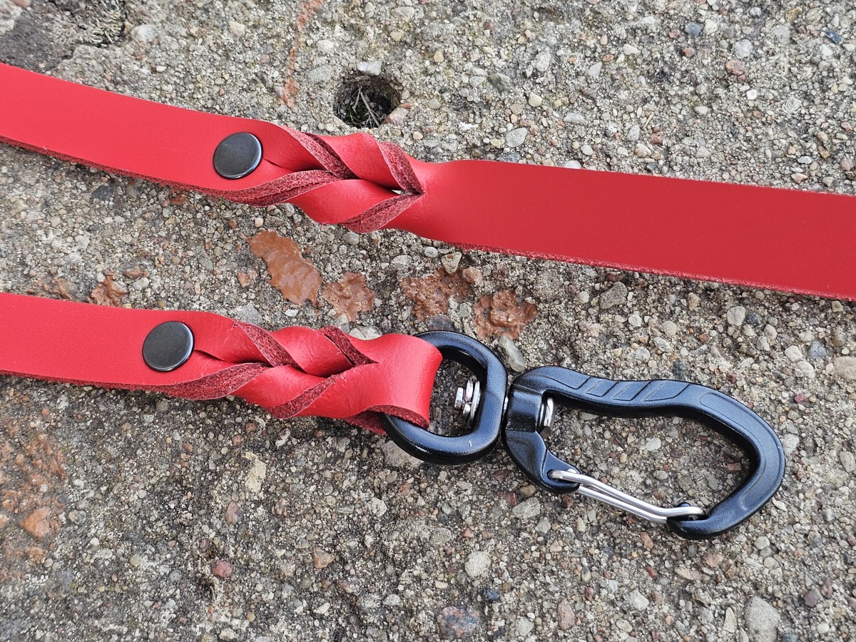 Natūralios odos pavadėlis (~1.14m), pagamintas