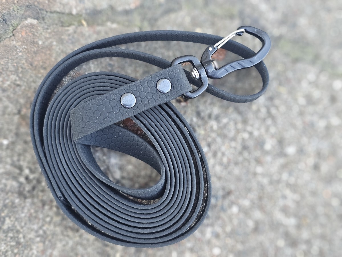 HEXA: Plotis 20mm, juodas, 3 m, pagamintas