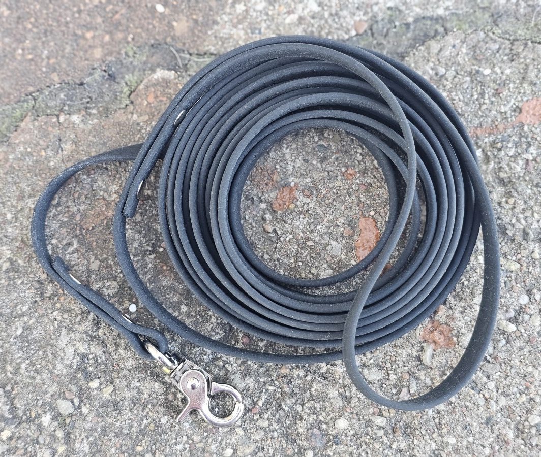 HEXA: Plotis 10mm, juodas, 2 m, pagamintas